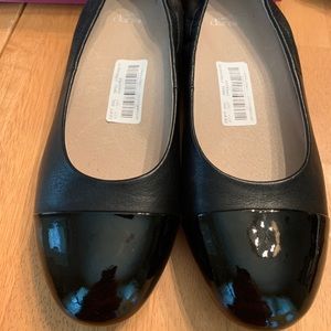Dansko Ladies Shoes